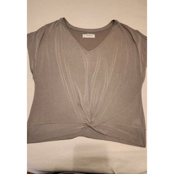 Lucky Brand Blouse W L, Grey Twist Front, Shimmery, Slimming, Sandwash - Picture 1 of 8